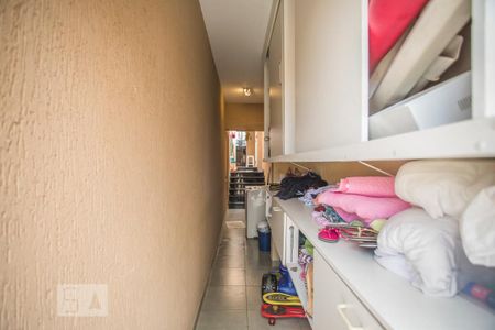 Casa à venda com 190m², 4 quartos e 4 vagas Casa à venda com 190m², 4 quartos e 4 vagasÁrea de Serviço