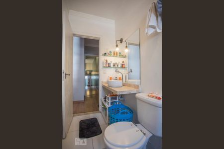 Casa à venda com 190m², 4 quartos e 4 vagas Casa à venda com 190m², 4 quartos e 4 vagasBanheiro Suíte 1