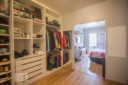 Casa à venda com 190m², 4 quartos e 4 vagas Casa à venda com 190m², 4 quartos e 4 vagasSuíte 2