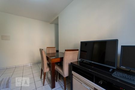 Sala de apartamento à venda com 2 quartos, 48m² em Parque das Nações, Santo André