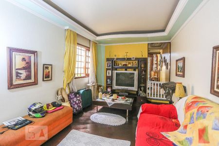 Sala de Estar de casa à venda com 3 quartos, 180m² em Jardim Jussara, São Paulo