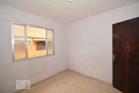 Quarto 1 de casa de condomínio para alugar com 2 quartos, 48m² em Oswaldo Cruz, Rio de Janeiro