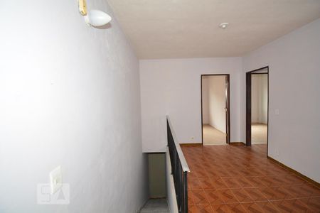 Sala de casa de condomínio para alugar com 2 quartos, 48m² em Oswaldo Cruz, Rio de Janeiro