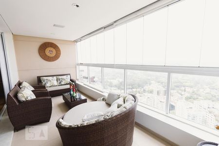 Varanda 1 de apartamento à venda com 4 quartos, 421m² em Alto da Lapa, São Paulo