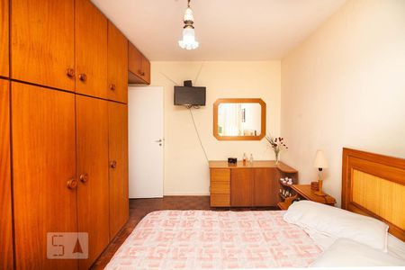 Detalhe dormitório de apartamento à venda com 2 quartos, 98m² em Petrópolis, Porto Alegre
