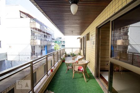 Varanda de apartamento para alugar com 3 quartos, 98m² em Recreio dos Bandeirantes, Rio de Janeiro
