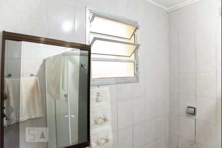Casa à venda com 250m², 8 quartos e 2 vagas Casa à venda com 250m², 8 quartos e 2 vagasCasa 1 - Banheiro da Suite 2