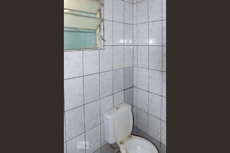 Casa à venda com 250m², 8 quartos e 2 vagas Casa à venda com 250m², 8 quartos e 2 vagasCasa 4 - Banheiro da Suite