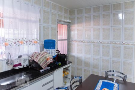 Casa à venda com 250m², 8 quartos e 2 vagas Casa à venda com 250m², 8 quartos e 2 vagasCasa 2 - Cozinha