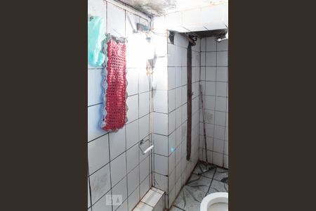 Casa à venda com 250m², 8 quartos e 2 vagas Casa à venda com 250m², 8 quartos e 2 vagasCasa 3 - Banheiro