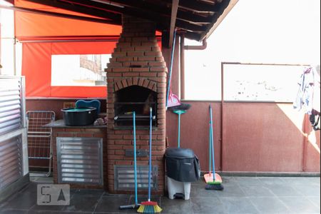 Casa à venda com 250m², 8 quartos e 2 vagas Casa à venda com 250m², 8 quartos e 2 vagasCasa 2 - Churrasqueira