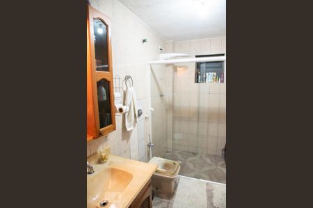 Casa à venda com 250m², 8 quartos e 2 vagas Casa à venda com 250m², 8 quartos e 2 vagasCasa 1 - Banheiro