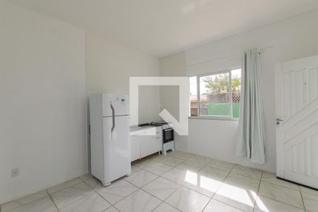 Cozinha de apartamento para alugar com 1 quarto, 40m² em Campeche, Florianópolis