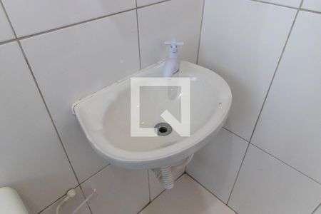 Banheiro de kitnet/studio para alugar com 1 quarto, 20m² em Chácara Santa Margarida, Campinas