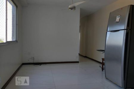 Sala de apartamento para alugar com 2 quartos, 46m² em Anil, Rio de Janeiro