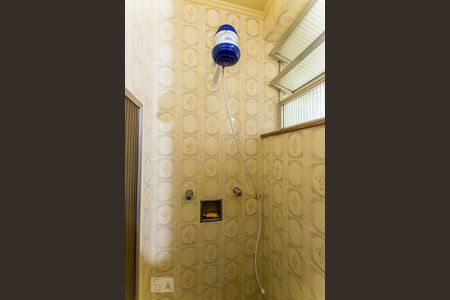 Casa à venda com 185m², 4 quartos e 2 vagas Casa à venda com 185m², 4 quartos e 2 vagasBanheiro