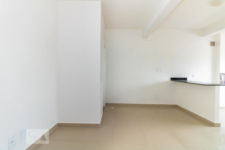 Sala e Cozinha de apartamento para alugar com 1 quarto, 45m² em Vila Isolina Mazzei, São Paulo