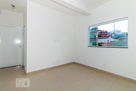 Sala e Cozinha de apartamento para alugar com 1 quarto, 45m² em Vila Isolina Mazzei, São Paulo