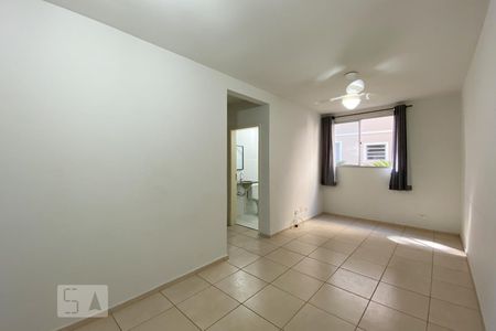 Sala de apartamento para alugar com 2 quartos, 55m² em Jardim Sao Carlos, Sorocaba