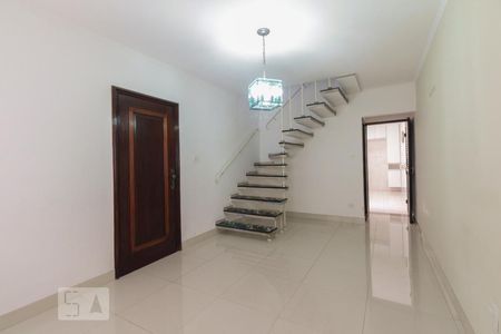 Sala  de casa para alugar com 3 quartos, 130m² em Vila Canero, São Paulo