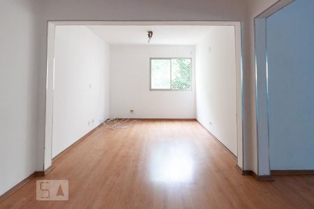 Sala de apartamento para alugar com 3 quartos, 70m² em Butantã, São Paulo