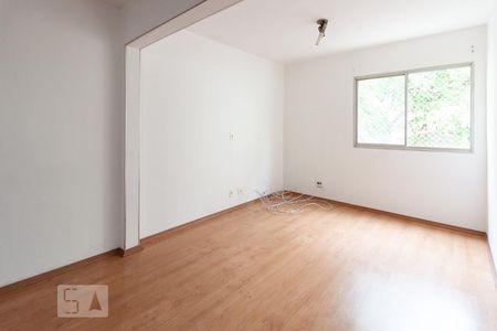 Sala de apartamento para alugar com 3 quartos, 70m² em Butantã, São Paulo