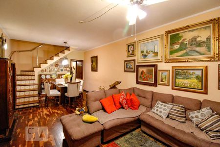 Sala de casa para alugar com 3 quartos, 225m² em Jardim Aida, Guarulhos