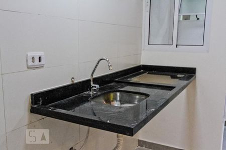 Cozinha de apartamento para alugar com 1 quarto, 40m² em Parque Peruche, São Paulo