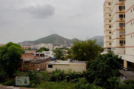 Sala - Janela de apartamento para alugar com 2 quartos, 60m² em Vila Valqueire, Rio de Janeiro