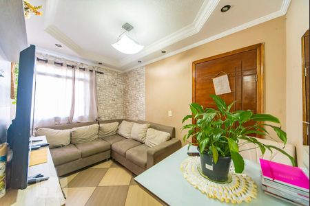 Sala de apartamento para alugar com 2 quartos, 48m² em Jardim das Maravilhas, Santo André