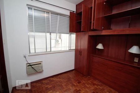 Quarto de kitnet/studio à venda com 1 quarto, 30m² em Copacabana, Rio de Janeiro