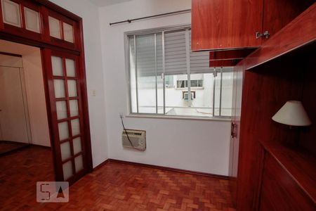 Quarto de kitnet/studio à venda com 1 quarto, 30m² em Copacabana, Rio de Janeiro