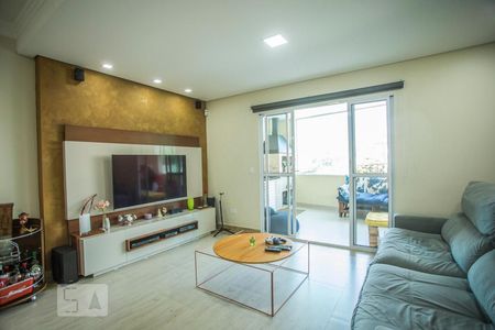 Sala de Estar de casa para alugar com 3 quartos, 240m² em Parque Imperial, São Paulo