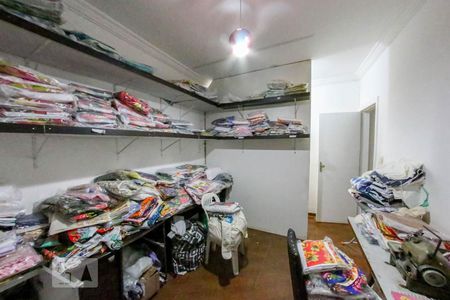 Quarto Suíte de casa à venda com 6 quartos, 200m² em Heliópolis, Belo Horizonte