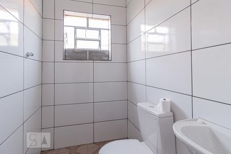Banheiro de casa à venda com 1 quarto, 80m² em São Pedro, Osasco