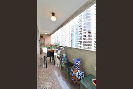 Varanda de apartamento para alugar com 4 quartos, 300m² em Santa Cecília, São Paulo