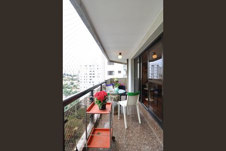 Varanda de apartamento para alugar com 4 quartos, 300m² em Santa Cecília, São Paulo