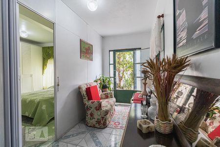 Sala de casa à venda com 4 quartos, 200m² em Sarandi, Porto Alegre