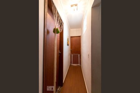 Corredor - quartos de casa à venda com 4 quartos, 130m² em Jardim Rosa de França, Guarulhos