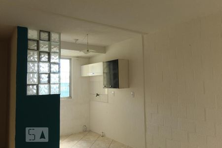 Cozinha de apartamento à venda com 2 quartos, 38m² em Vila Nova, Porto Alegre