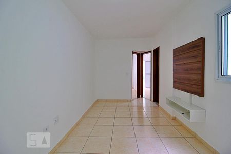 Sala de apartamento para alugar com 2 quartos, 51m² em Santa Teresinha, Santo André