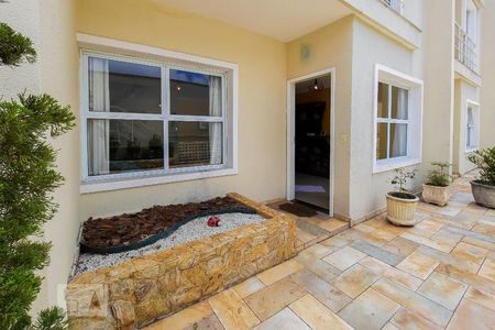 Casa de condomínio à venda com 307m², 4 quartos e 4 vagas Casa de condomínio à venda com 307m², 4 quartos e 4 vagasFachada da Casa