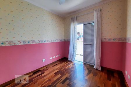 Casa de condomínio à venda com 307m², 4 quartos e 4 vagas Casa de condomínio à venda com 307m², 4 quartos e 4 vagasQuarto 3