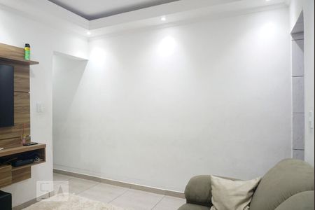 Sala de casa para alugar com 3 quartos, 60m² em Cidade Patriarca, São Paulo