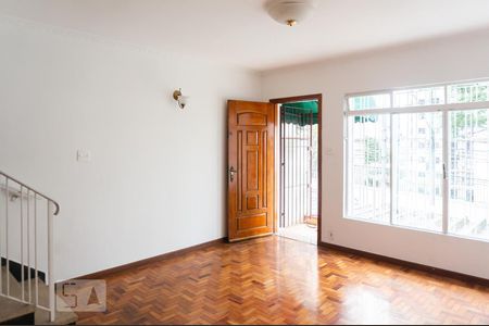 Sala de casa para alugar com 3 quartos, 250m² em Vila Primavera, São Paulo