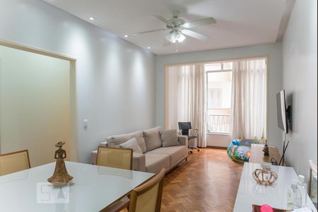 Sala  de apartamento à venda com 2 quartos, 92m² em Tijuca, Rio de Janeiro