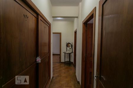 Corredor de apartamento à venda com 3 quartos, 147m² em Centro, Belo Horizonte