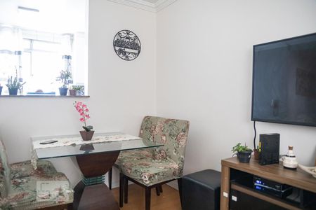 Sala de apartamento para alugar com 3 quartos, 60m² em Santa Maria, Belo Horizonte