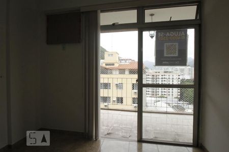 Sala de apartamento para alugar com 2 quartos, 60m² em Botafogo, Rio de Janeiro