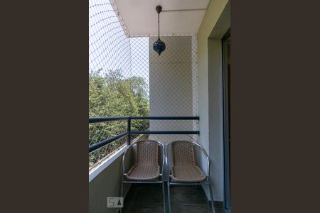varanda de apartamento para alugar com 2 quartos, 70m² em City América, São Paulo